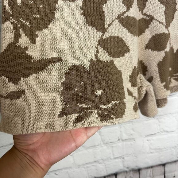 Anniewear Cream and Brown Floral Knit Medium NWT - Picture 4 of 5